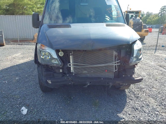 WD3PE7CD0JP635908 Mercedes-Benz Sprinter 2500 Standard Roof V6