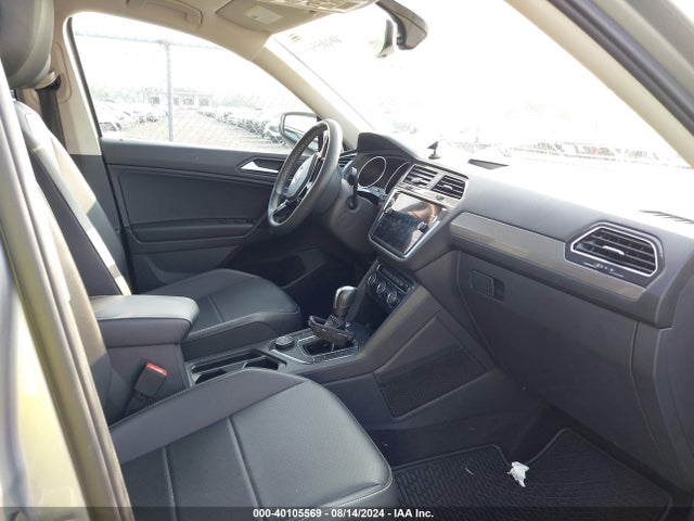 3VV2B7AX7MM130983 Volkswagen Tiguan