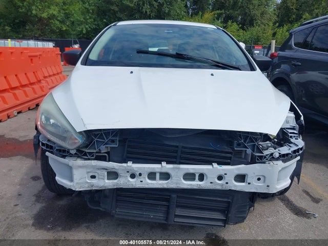 Ford FOCUS S 2015 1FADP3E26FL323877 Image 12