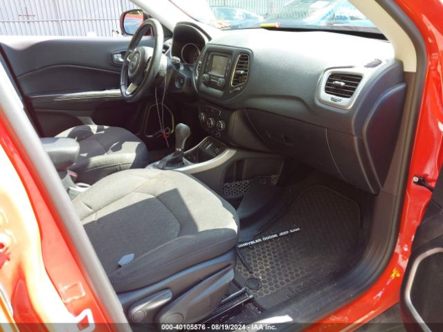 3C4NJCAB2JT105423 Jeep Compass Sport Fwd