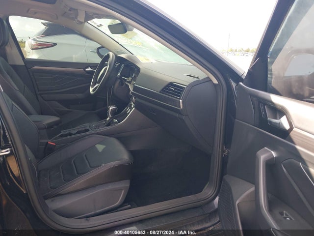 3VWGM7BU8NM012118 Volkswagen Jetta 1.5t Sel