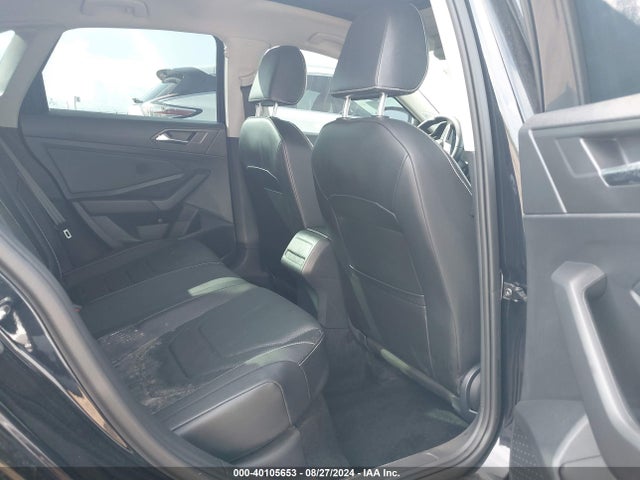3VWGM7BU8NM012118 Volkswagen Jetta 1.5t Sel