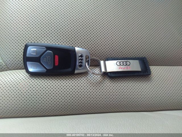 WA1LHAF7XKD026112 Audi Q7 45 Premium