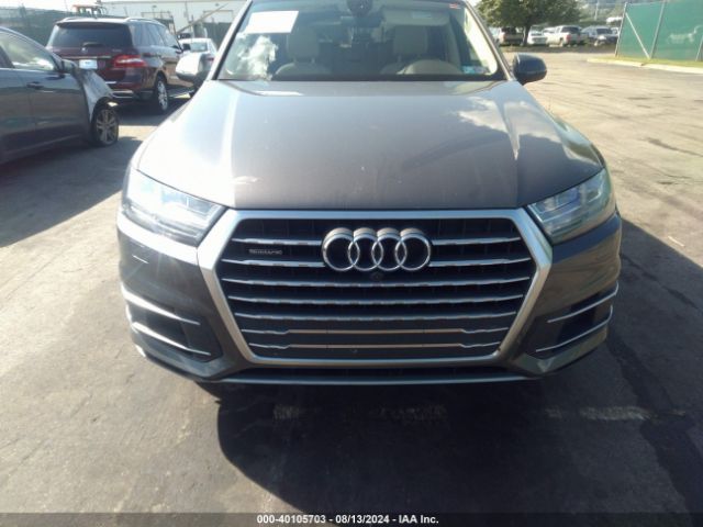 WA1LHAF7XKD026112 Audi Q7 45 Premium