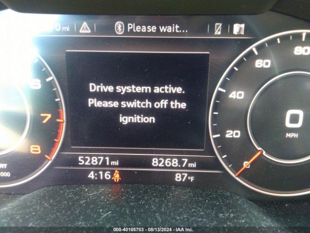 WA1LHAF7XKD026112 Audi Q7 45 Premium