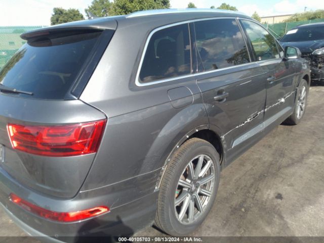 WA1LHAF7XKD026112 Audi Q7 45 Premium
