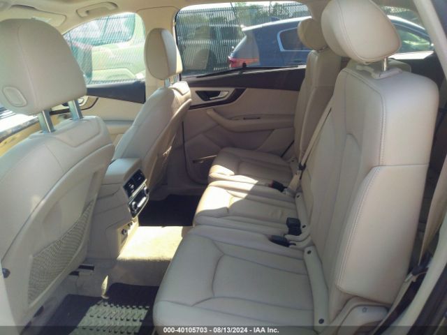 WA1LHAF7XKD026112 Audi Q7 45 Premium