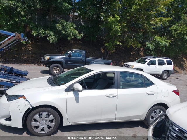 Toyota COROLLA LE 2017 5YFBURHE9HP720223 Image 15