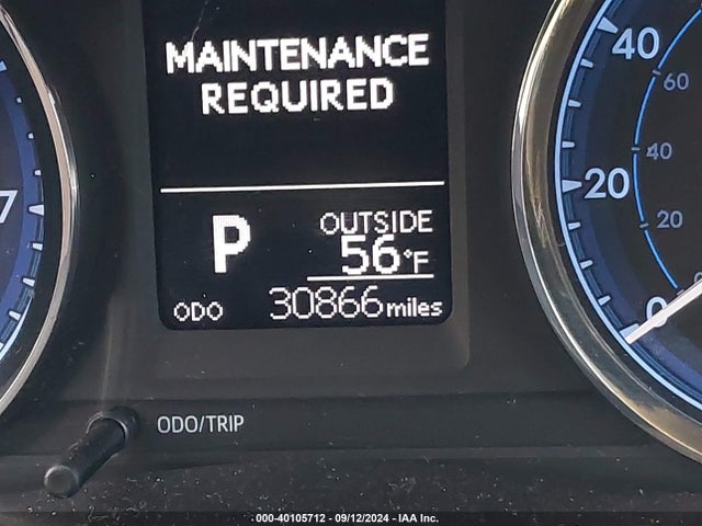 Toyota COROLLA LE 2017 5YFBURHE9HP720223 Image 16