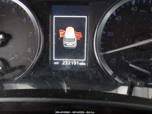 Toyota Highlander Xle 2018 5TDKZRFH7JS547636 Image 16
