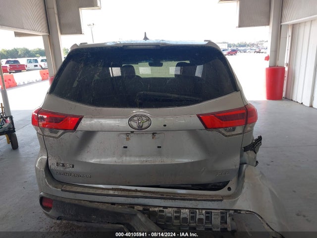 Toyota Highlander Xle 2018 5TDKZRFH7JS547636 Image 17