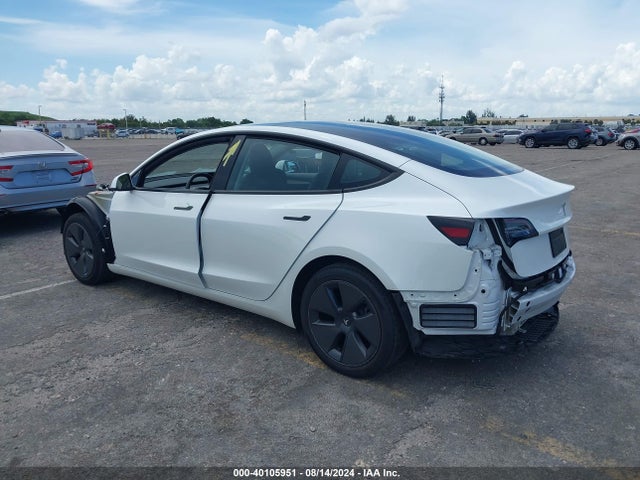 2023 TESLA MODEL 3 5YJ3E1EA5PF543863 Photo 2