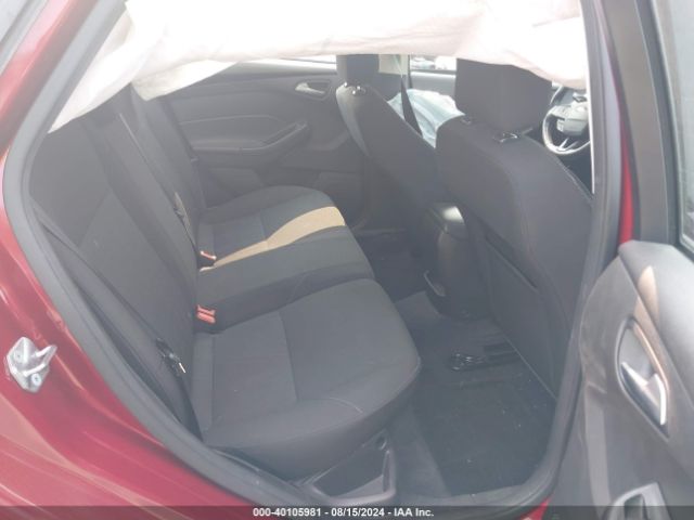 1FADP3K22HL207938 Ford FOCUS SE