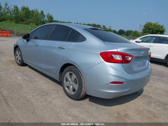 2017 CHEVROLET CRUZE 1G1BC5SM9H7233609 Photo 2