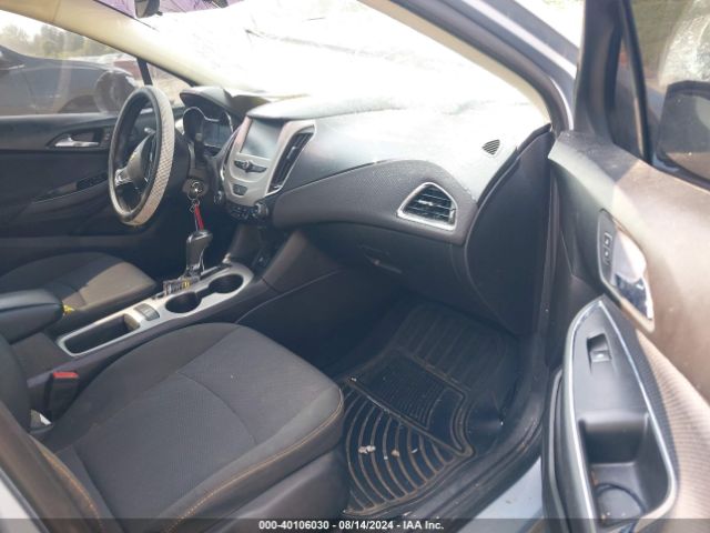 2017 CHEVROLET CRUZE 1G1BC5SM9H7233609 Photo 4