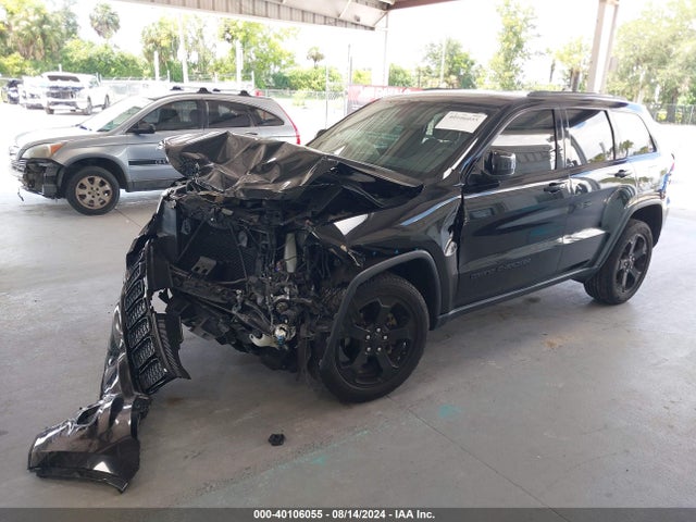 1C4RJFAG0JC389922 Jeep Grand Cherokee Upland 4x4