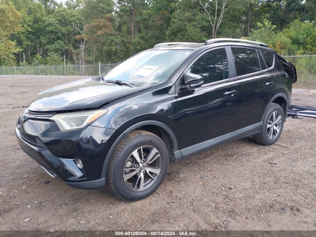 Toyota Rav4 Xle 2017 2T3WFREV9HW327389 Image 2