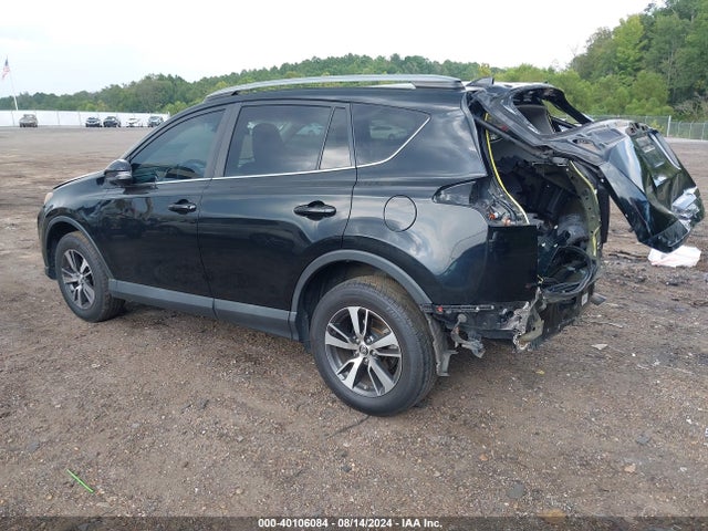 Toyota Rav4 Xle 2017 2T3WFREV9HW327389 Image 3