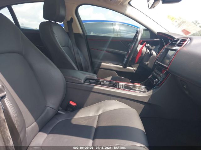 SAJAD4BG9HA967045 Jaguar Xe 25t Premium