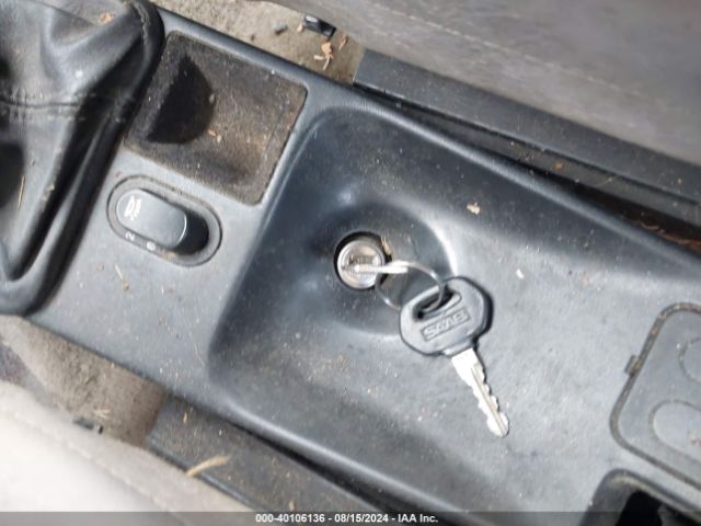 1992 SAAB 900 YS3AL75L0N7007772 Photo 10