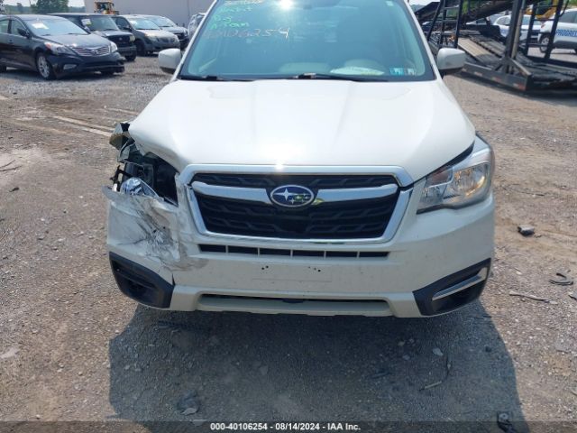 JF2SJAEC0JH491091 Subaru Forester 2.5i Premium