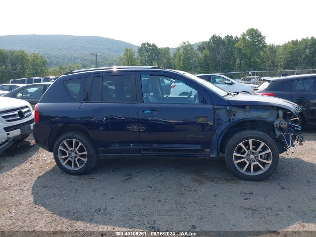 1C4NJDEB3HD188733 Jeep Compass High Altitude 4x4