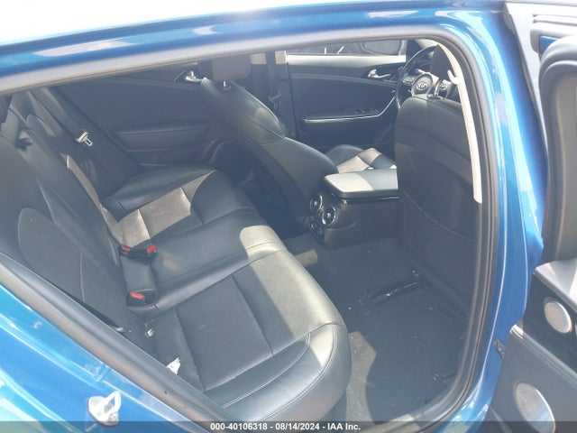 KIA Stinger Premium 2018 KNAE25LA7J6037673 Image 8