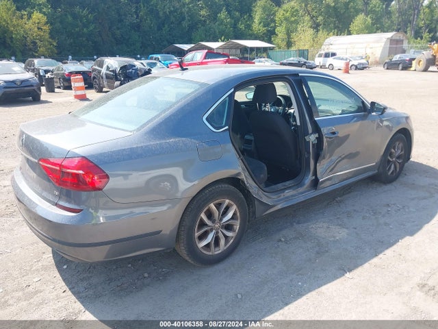 1VWAT7A30GC060783 Volkswagen Passat 1.8t S