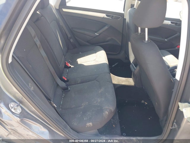 1VWAT7A30GC060783 Volkswagen Passat 1.8t S