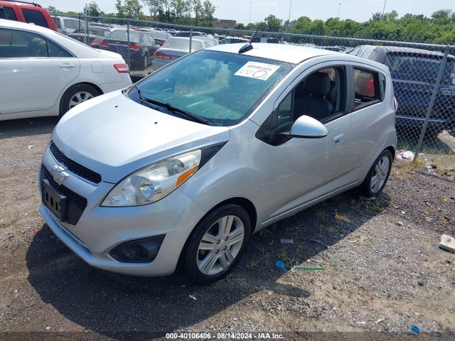 Chevrolet Spark 1lt Cvt 2015 KL8CD6S92FC733537 Image 2