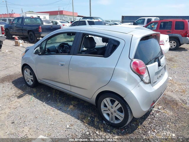 Chevrolet Spark 1lt Cvt 2015 KL8CD6S92FC733537 Image 3