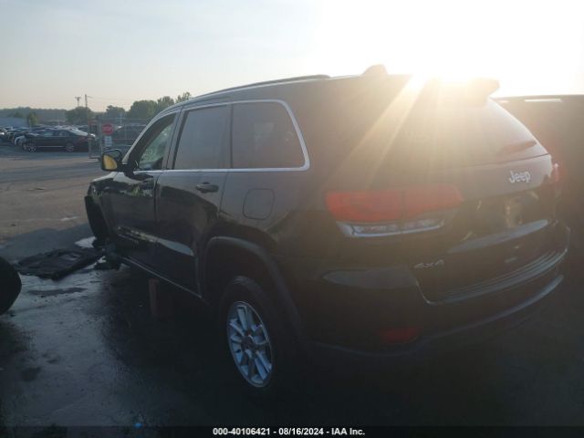 1C4RJFAG8JC328141 Jeep Grand Cherokee Laredo 4x4