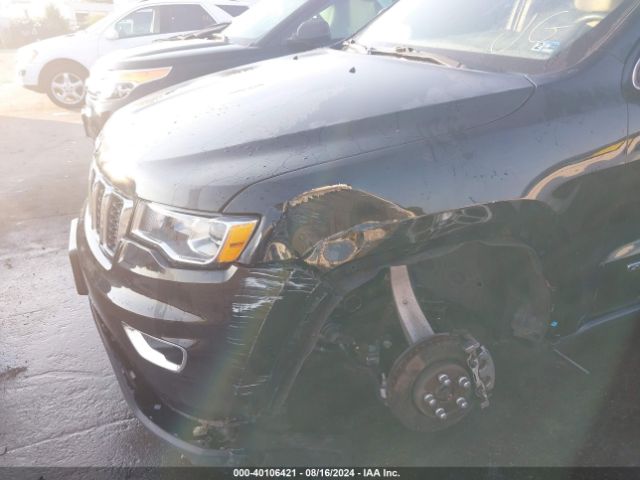 1C4RJFAG8JC328141 Jeep Grand Cherokee Laredo 4x4