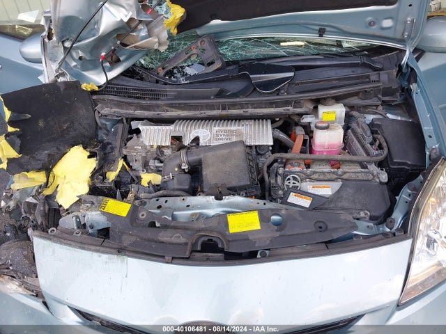 Toyota Prius Three 2014 JTDKN3DU1E1855333 Image 10