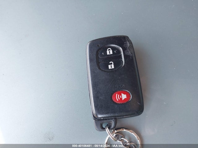 Toyota Prius Three 2014 JTDKN3DU1E1855333 Image 11