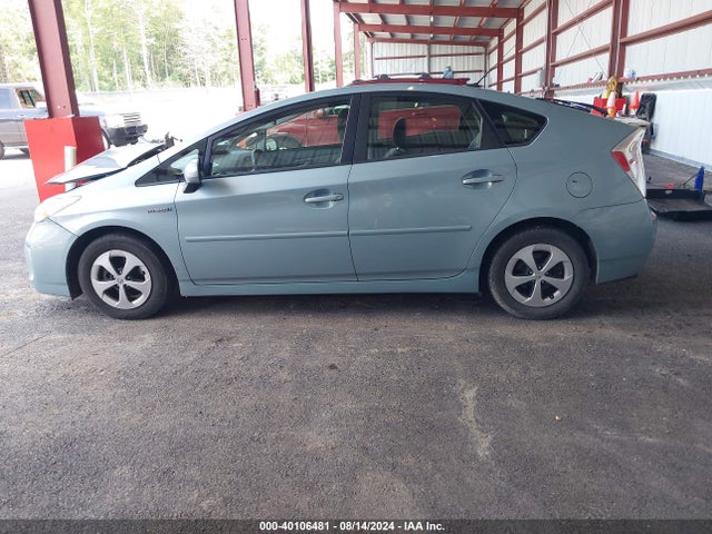 Toyota Prius Three 2014 JTDKN3DU1E1855333 Image 14