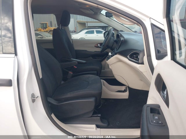 Chrysler PACIFICA L 2018 2C4RC1AGXJR274684 Image 5