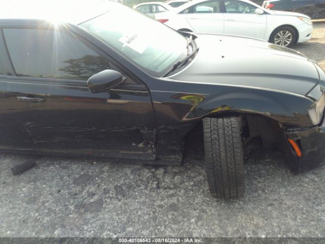 2C3CCABG4GH278060 Chrysler 300 300s