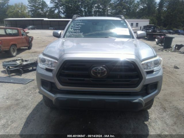 5TFAX5GN0JX106780 Toyota Tacoma Sr