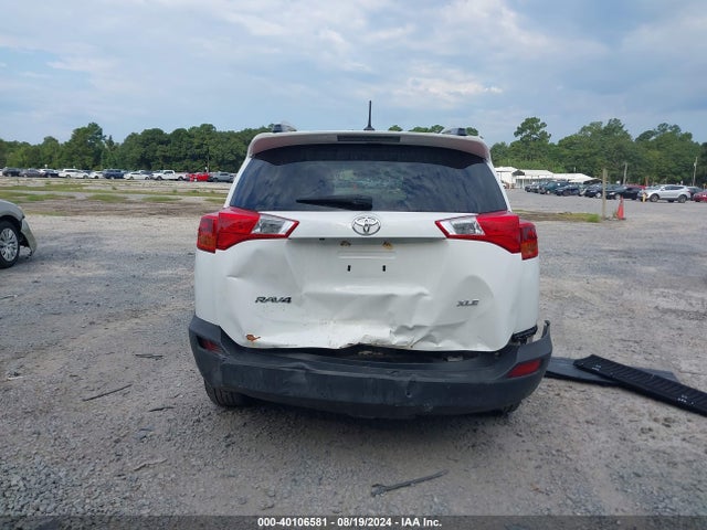 Toyota Rav4 Xle 2014 JTMWFREV3EJ001887 Image 16