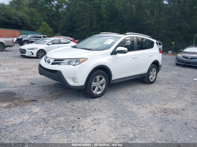 Toyota Rav4 Xle 2014 JTMWFREV3EJ001887 Image 2