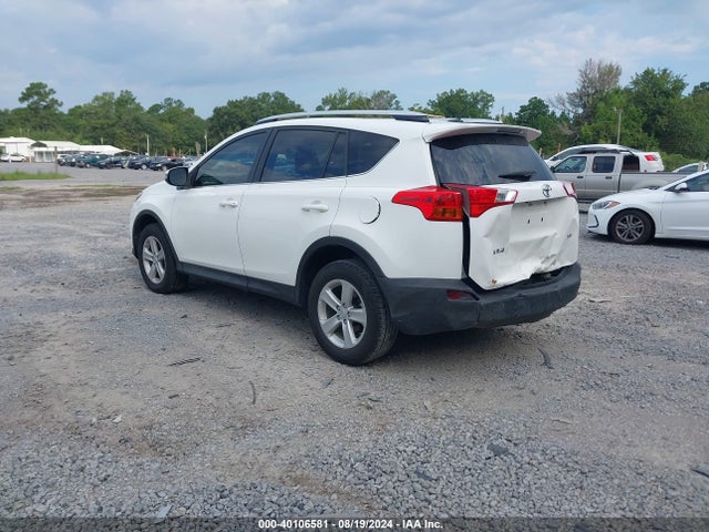 Toyota Rav4 Xle 2014 JTMWFREV3EJ001887 Image 3