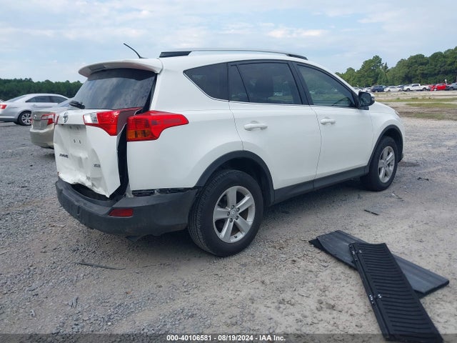 Toyota Rav4 Xle 2014 JTMWFREV3EJ001887 Image 4