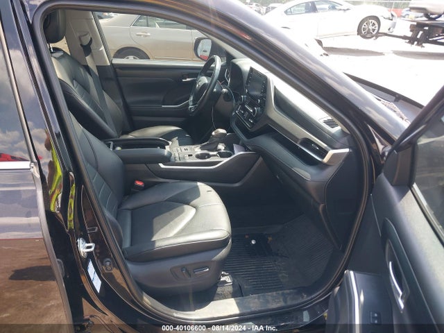 Toyota Highlander Xle 2021 5TDGZRBH7MS068164 Image 5
