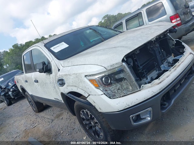 Nissan Titan Pro-4x 2017 1N6AA1E50HN536566 Image 12