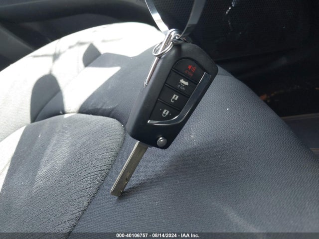Toyota CAMRY LE 2024 4T1C11AK5RU874796 Image 11