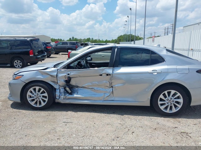 Toyota CAMRY LE 2024 4T1C11AK5RU874796 Image 14