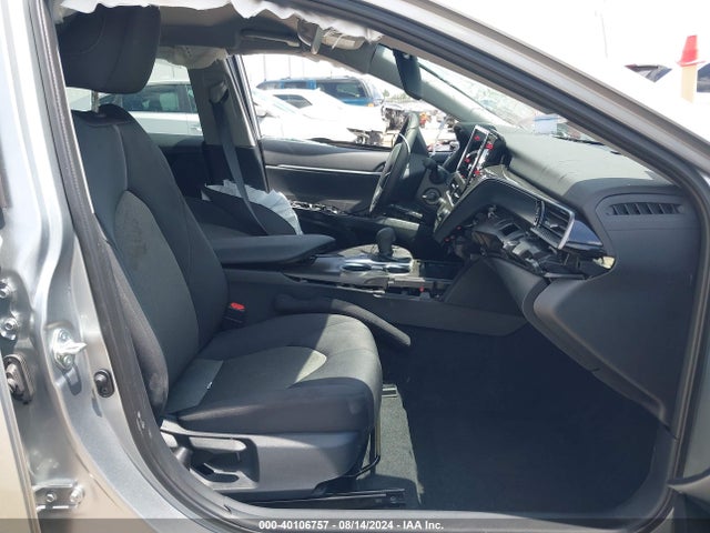 Toyota CAMRY LE 2024 4T1C11AK5RU874796 Image 5