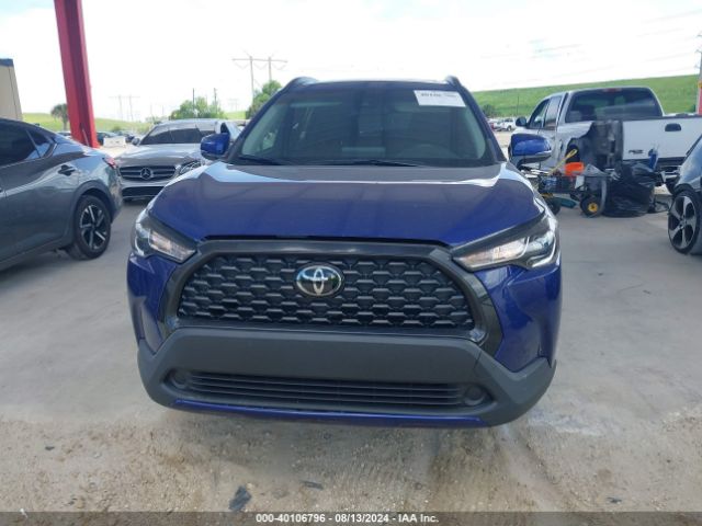7MUBAAAG7NV031845 Toyota Corolla Cross Le