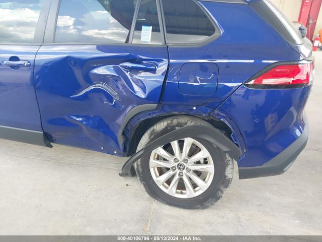 7MUBAAAG7NV031845 Toyota Corolla Cross Le
